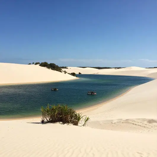 Descubra Lençóis Beach: O Paraíso Natural do Maranhão