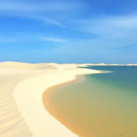 dunas com lagoas de água doce