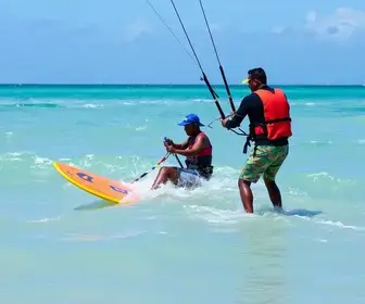 kitesurfista resgatado
